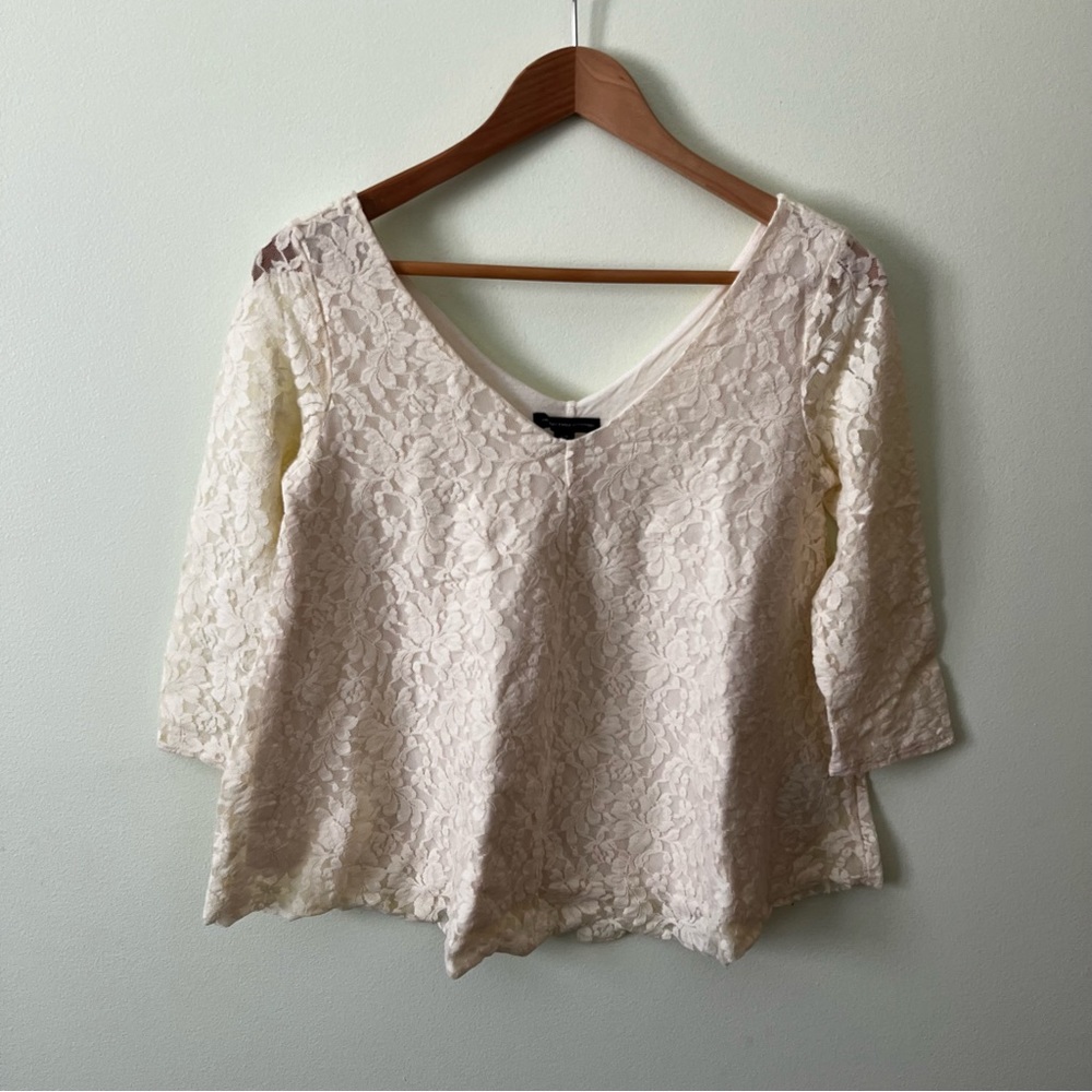 American Eagle Quarter Sleeve Cream Lace Blouse
